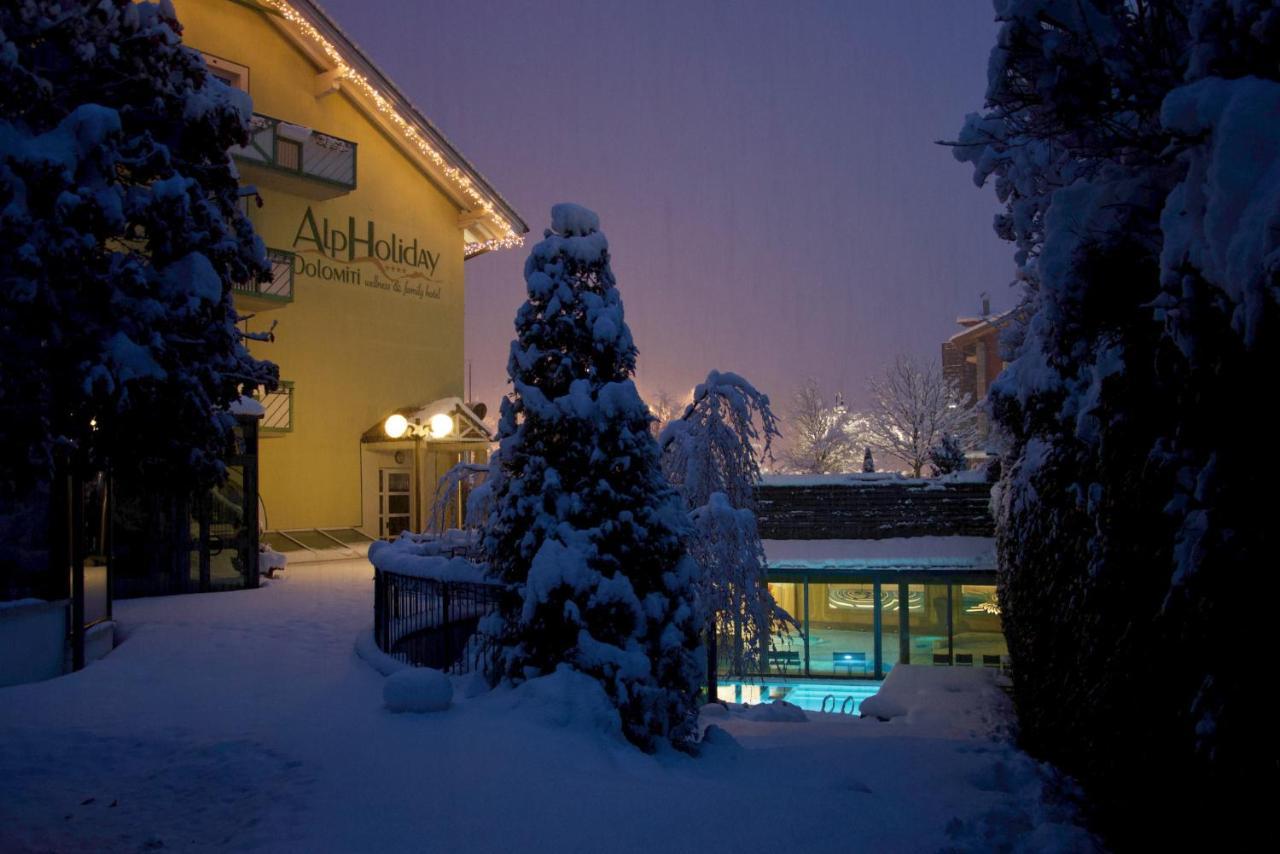 Alpholiday Dolomiti Wellness & Family Hotel Dimaro Exterior photo